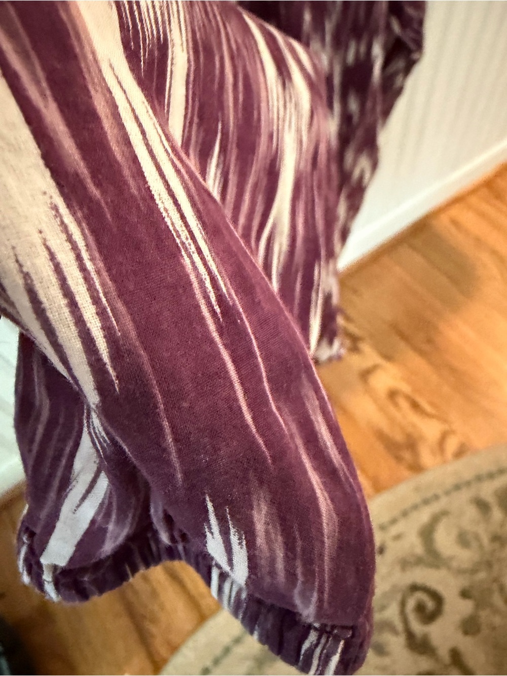 Lucky Brand Purple and White Patterned V-Neck Blouse - Picture 3 of 4